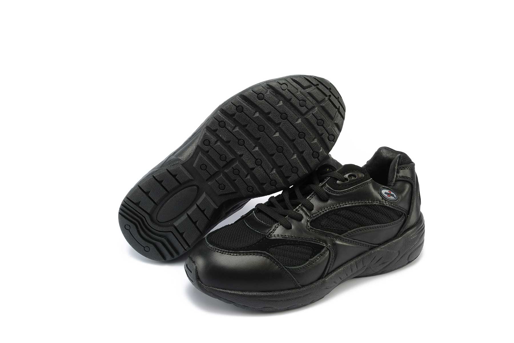 554 Men's Athletic Walking Shoe