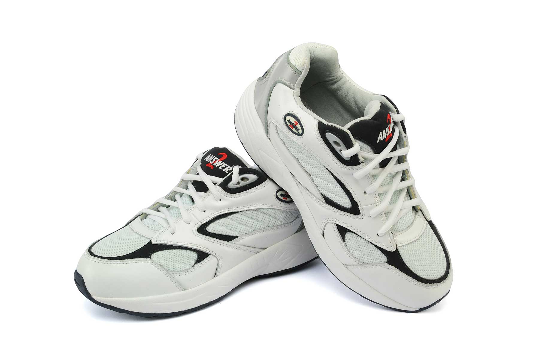 554 Men's Athletic Walking Shoe