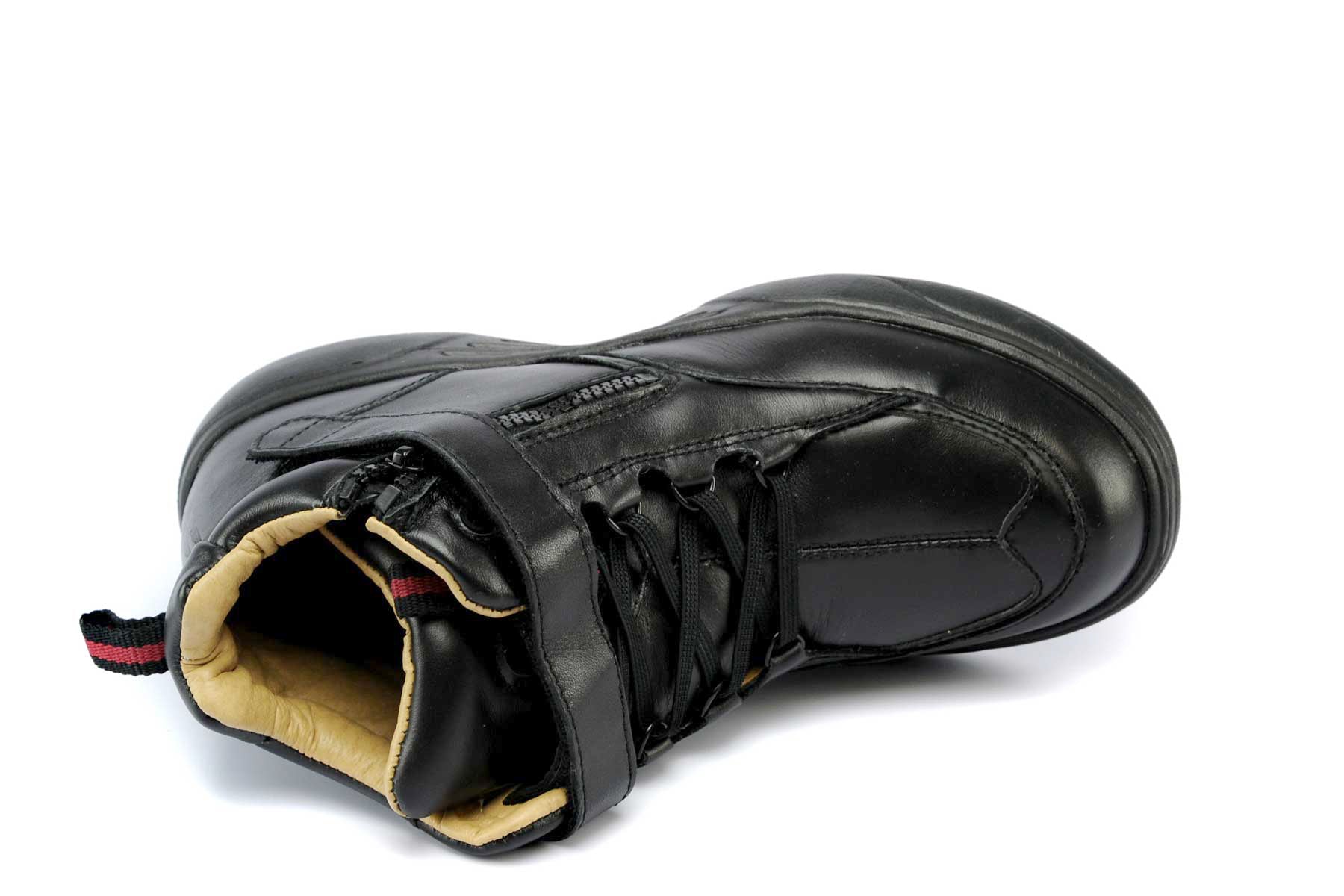 9215 Women's Extreme-Light Orthopedic Boot