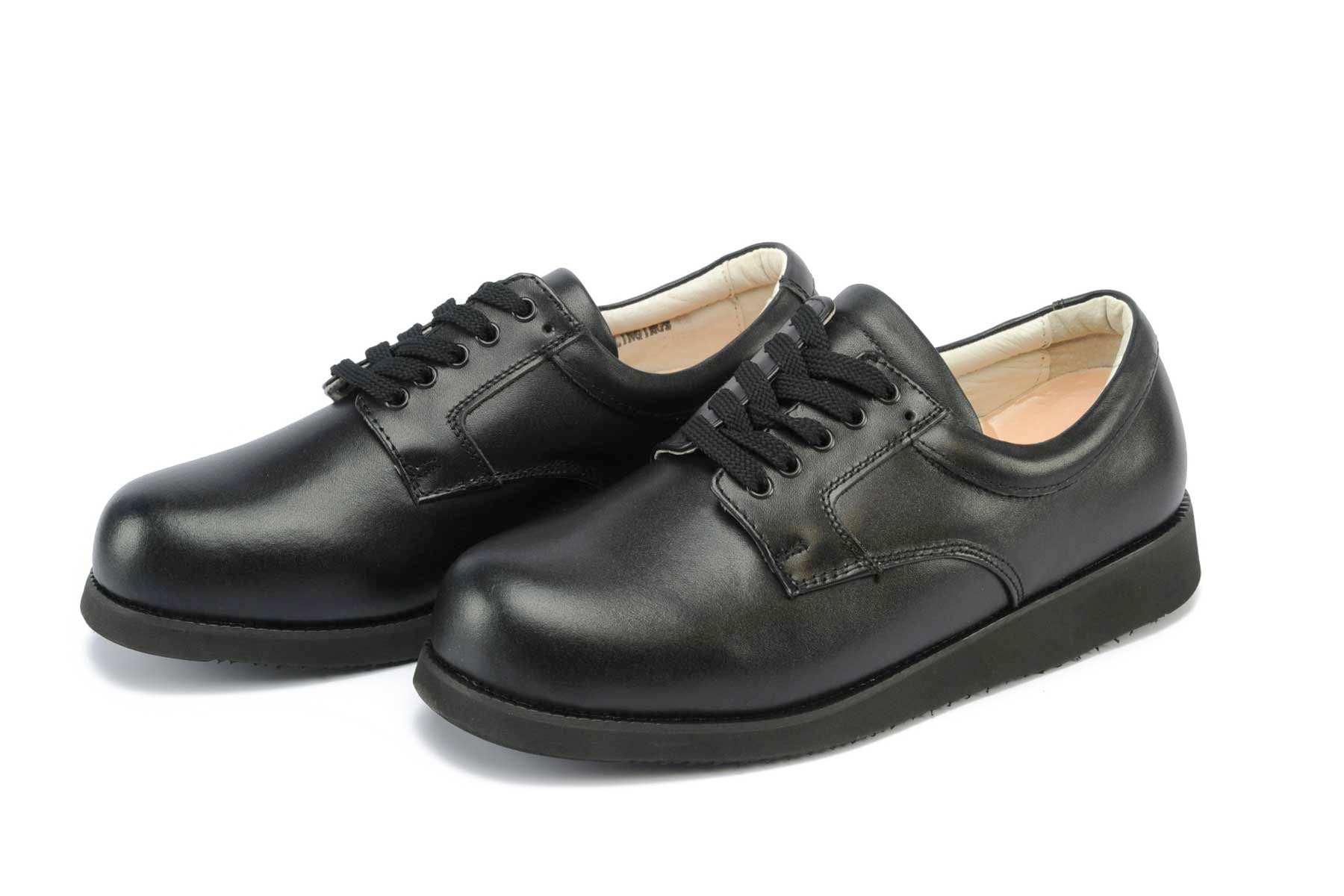 9501 Men's Extra-Depth Orthopedic Dress Shoe