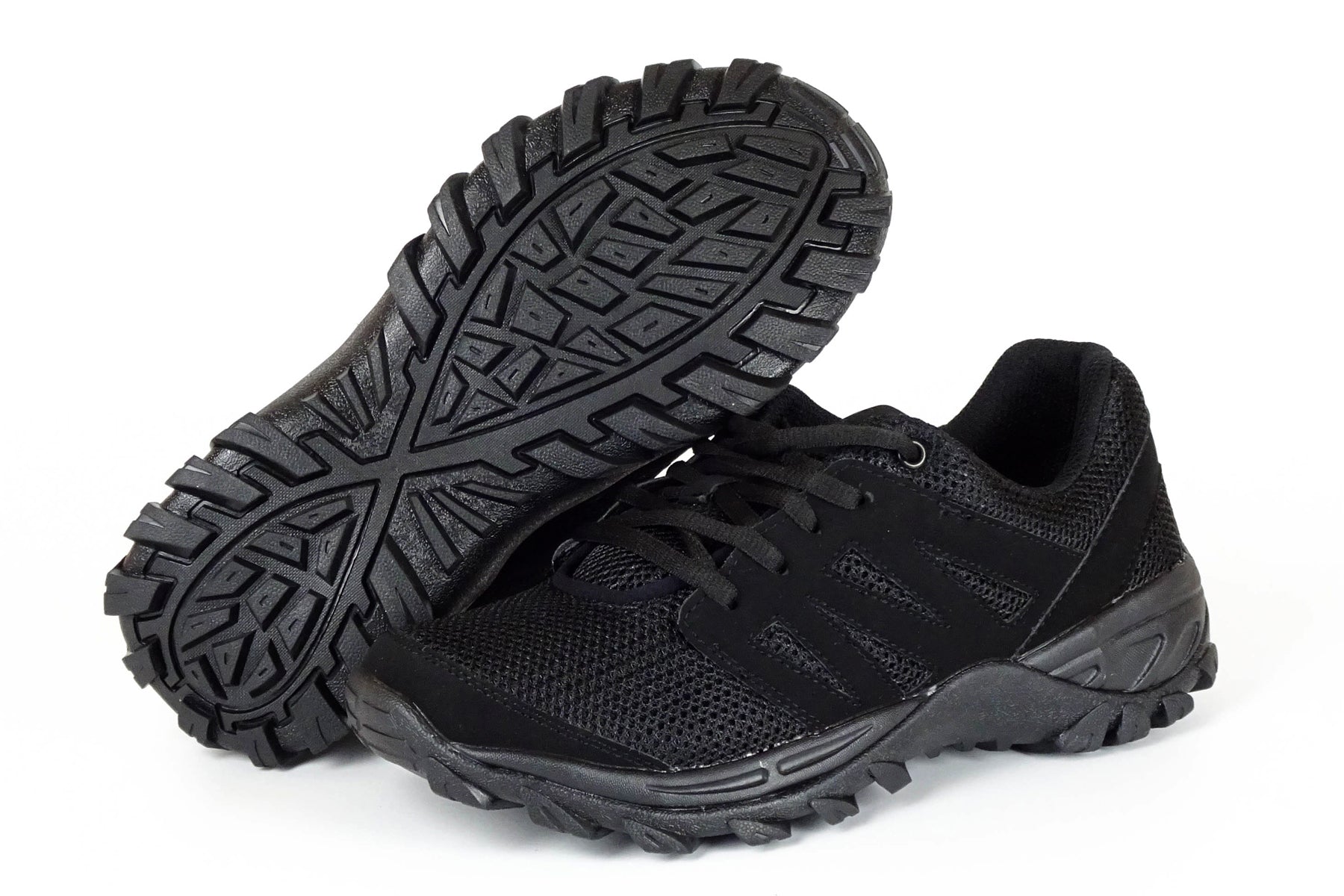 9704 Men's Added-Depth Walking Shoe