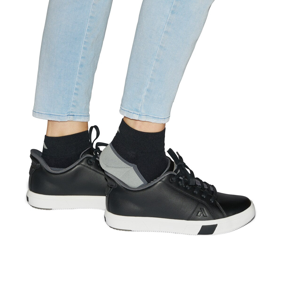 Anodyne No. 27 Women's Casual Sneaker Hands Free – Black, view 3